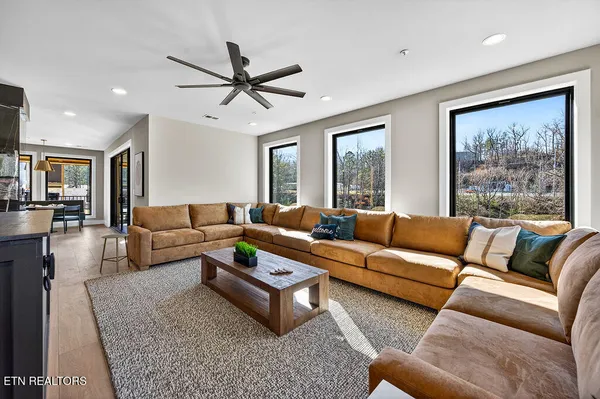 $2,585,000 | 130 Mills Park Road, Unit 9, Gatlinburg, TN 37738