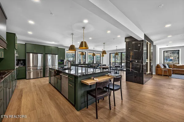 $2,585,000 | 130 Mills Park Road, Unit 9, Gatlinburg, TN 37738