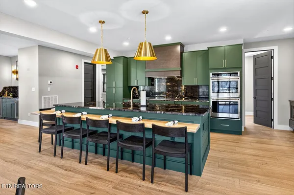 $2,585,000 | 130 Mills Park Road, Unit 9, Gatlinburg, TN 37738