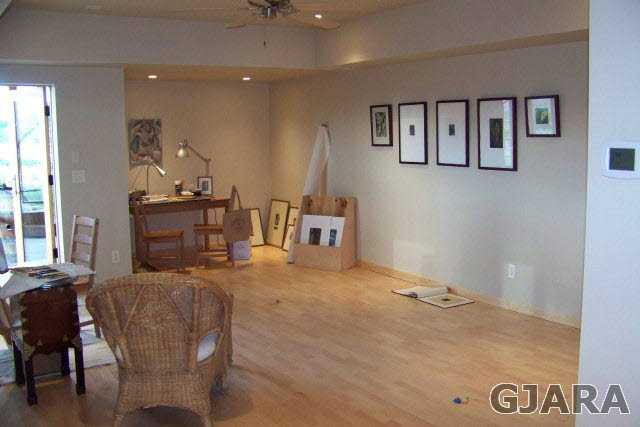 680 39 Road Palisade, CO 81526 - Photo 19 of 32 a living room with furniture