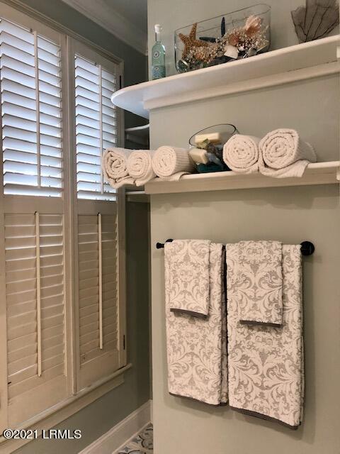 4 Mises Road Beaufort, SC 29907 - Photo 18 of 35 4 Mises Master Bath1