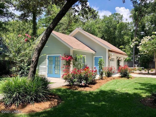 4 Mises Road Beaufort, SC 29907 - Photo 26 of 35 4 Mises Garage 1