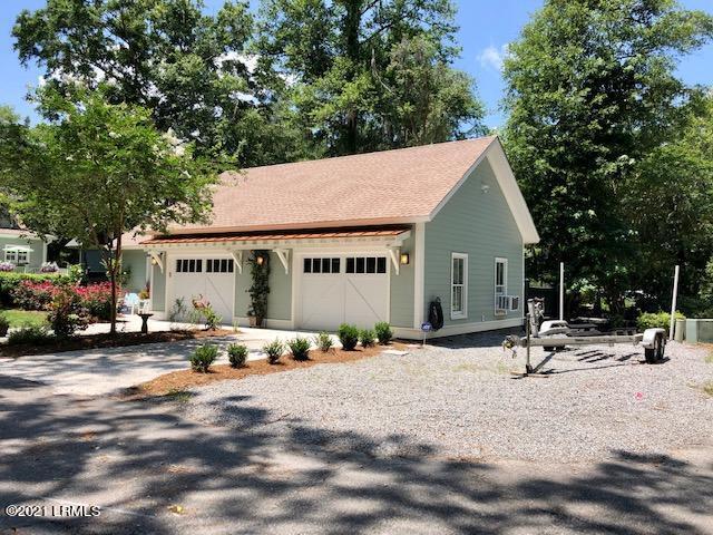 4 Mises Road Beaufort, SC 29907 - Photo 30 of 35 4 Mises Garage 5