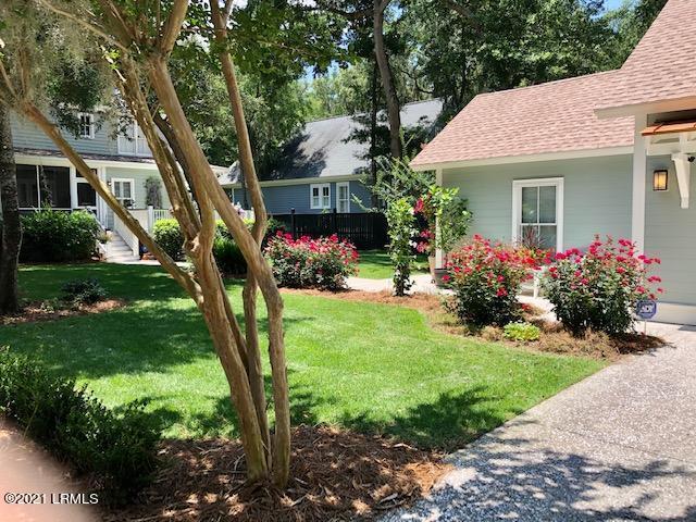 4 Mises Road Beaufort, SC 29907 - Photo 33 of 35 4 Mises Back Yard 1