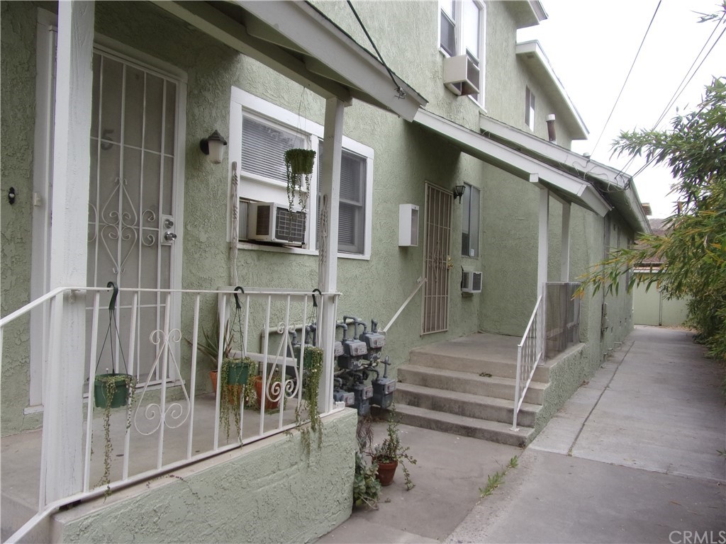 3891 Locust Street Riverside, CA 92501 - Photo 2 of 4