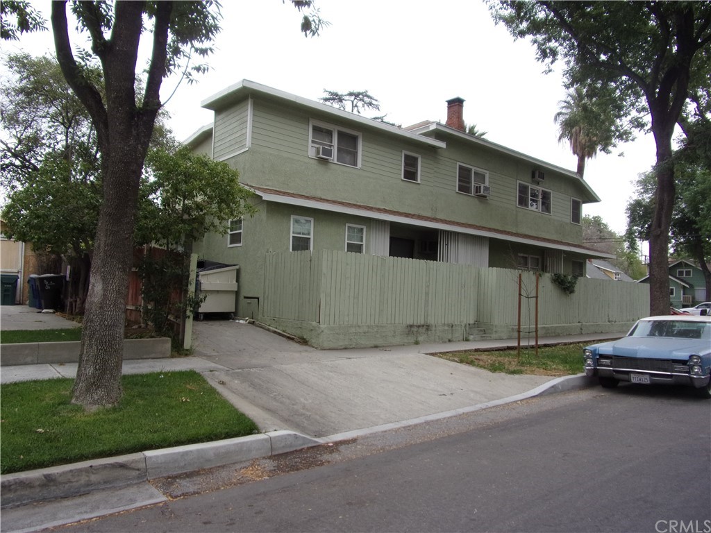 3891 Locust Street Riverside, CA 92501 - Photo 3 of 4