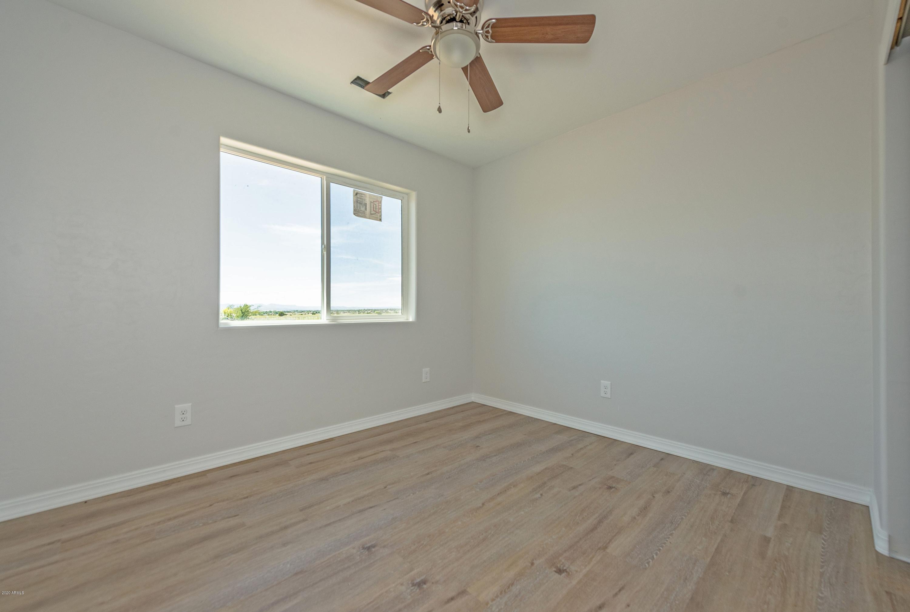 431 East Ahonen Road Paulden, AZ 86334 - Photo 18 of 32 018_Bedroom 3