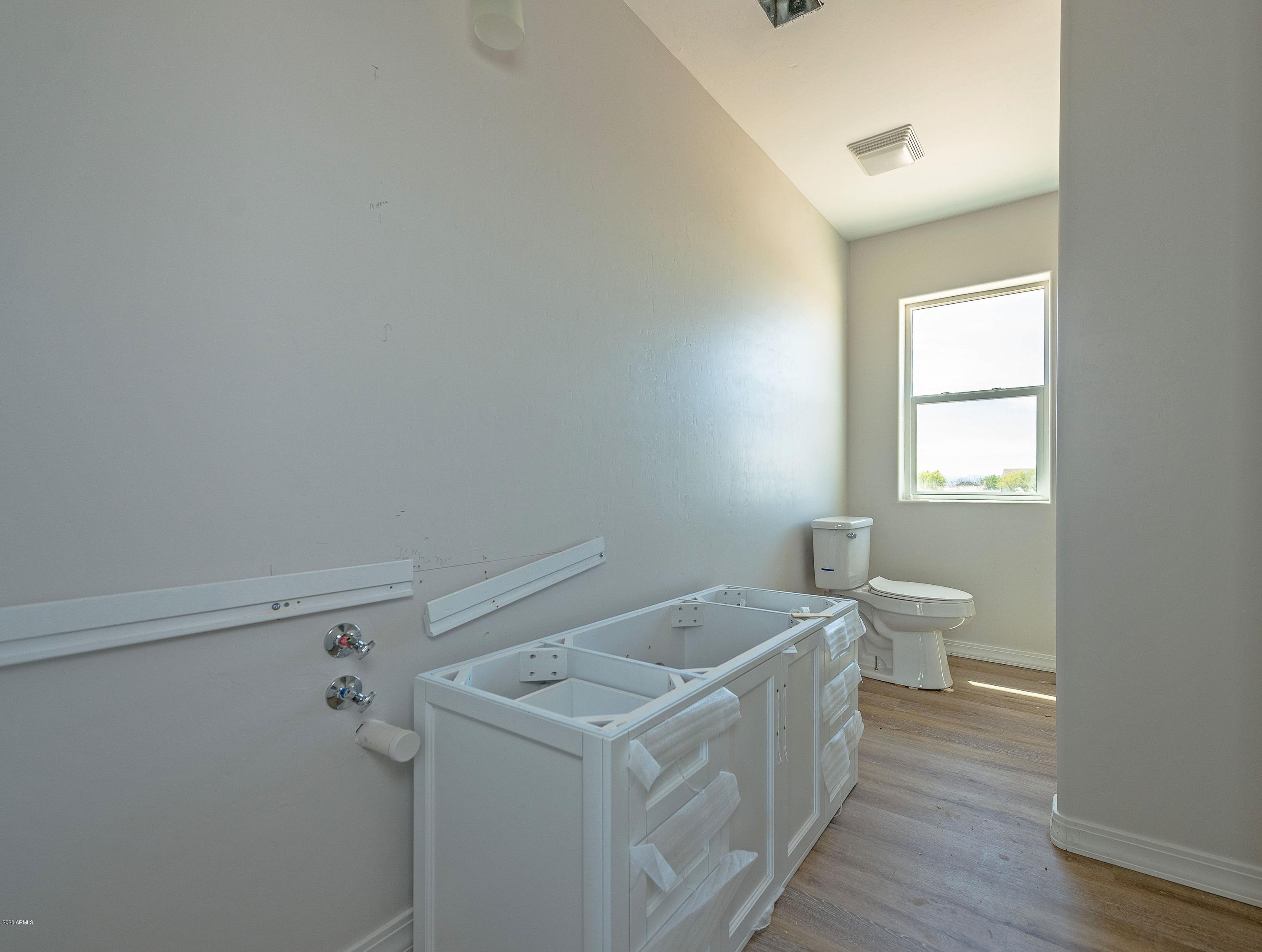 431 East Ahonen Road Paulden, AZ 86334 - Photo 19 of 32 019_Bathroom 2