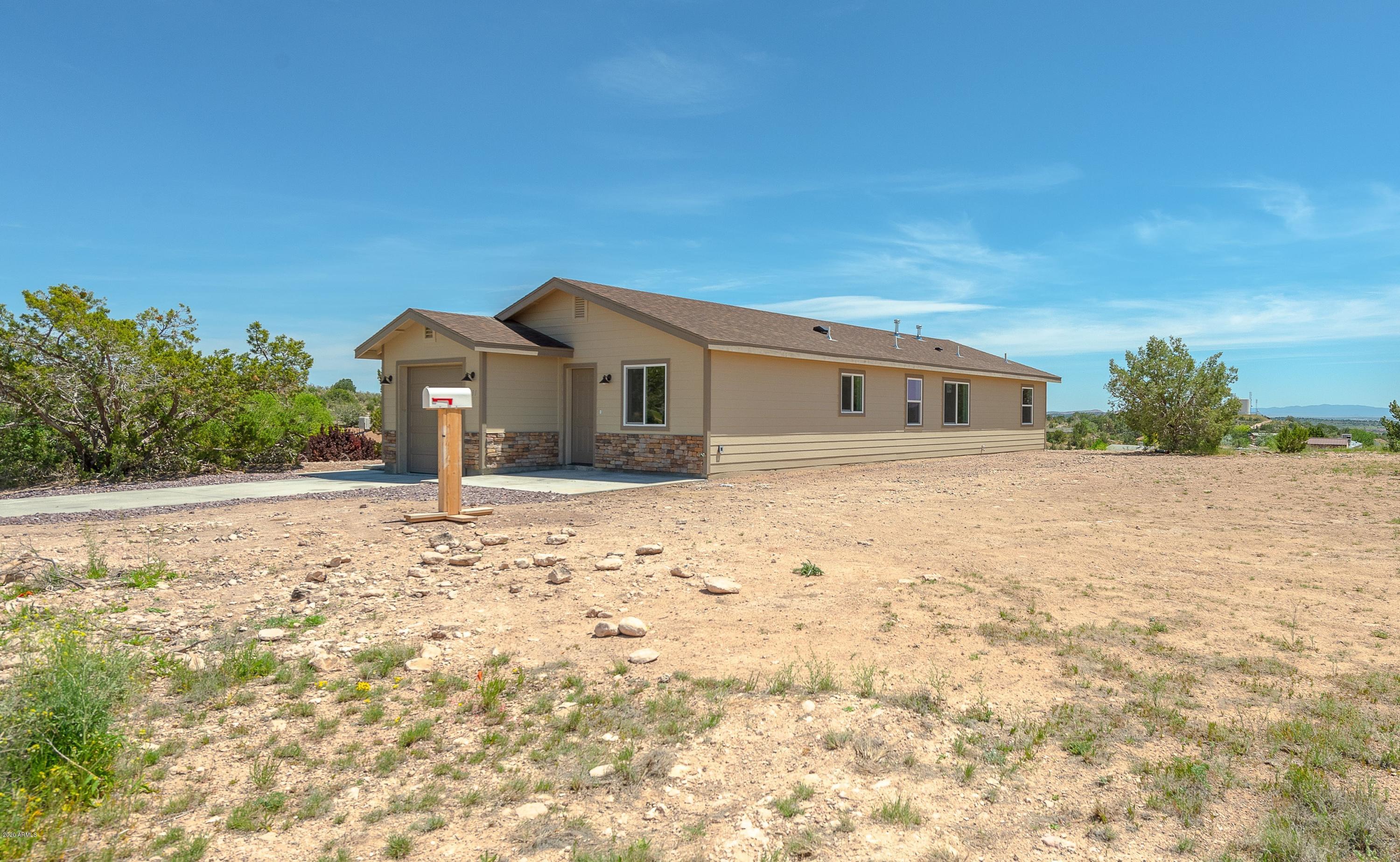 431 East Ahonen Road Paulden, AZ 86334 - Photo 28 of 32 028_Front of Home