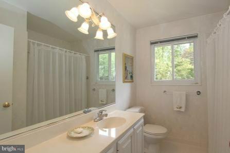 6504 East Halbert Road Bethesda, MD 20817 - Photo 12 of 24 Bath