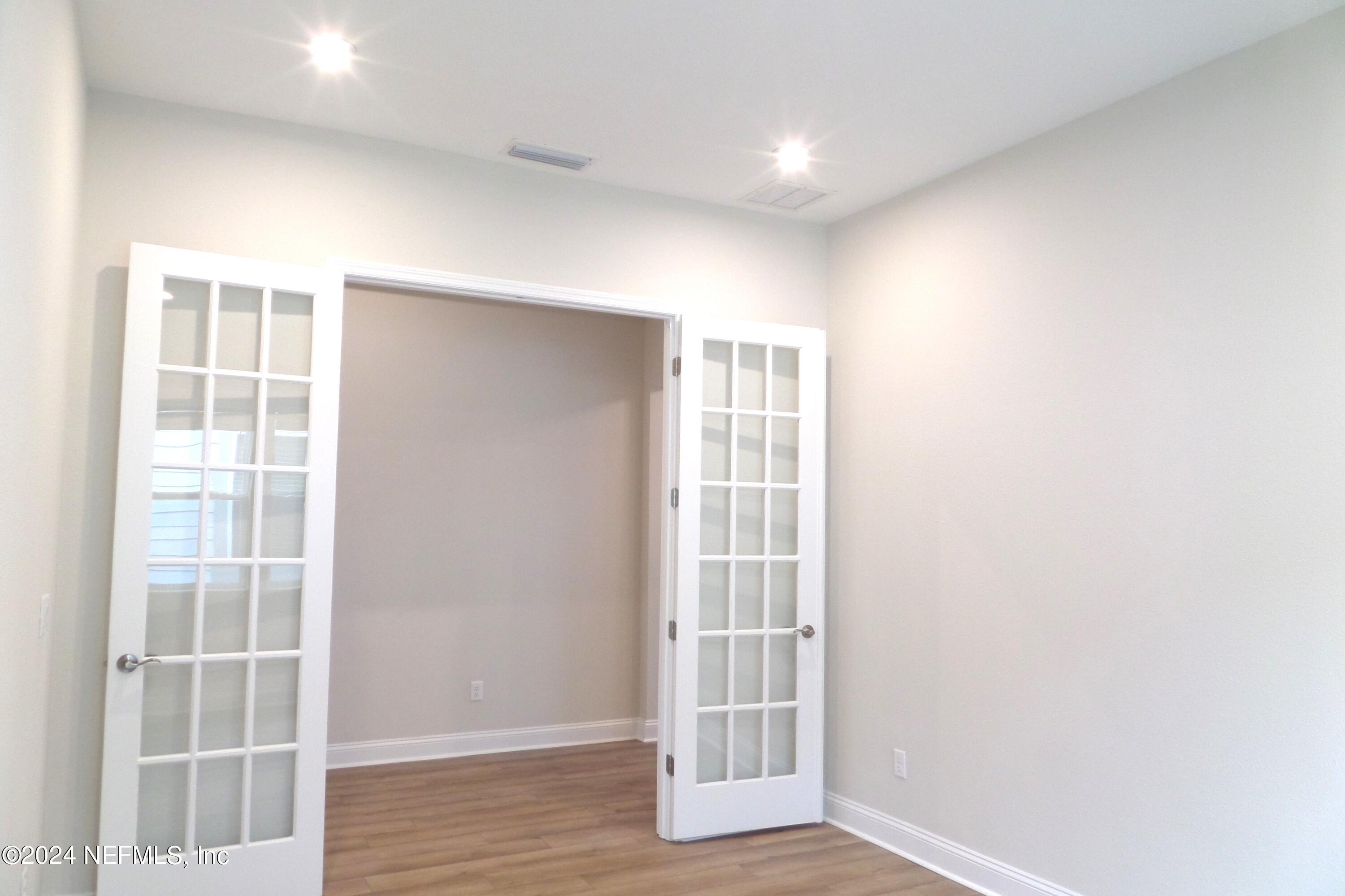 283 Pinellas Way St. Johns, FL 32259 - Photo 6 of 71 Office Flex