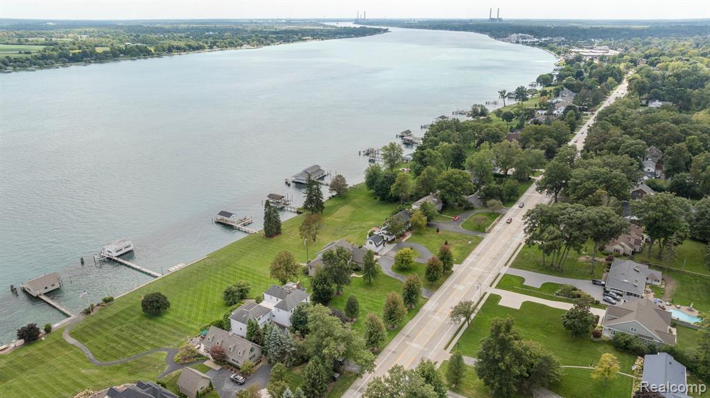 1012 North Riverside Avenue St. Clair, MI 48079 - Photo 33 of 93 Gallery Image 33