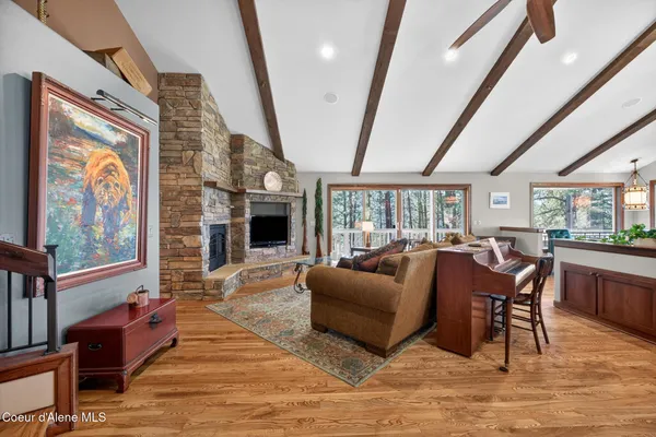 $1,500,000 | 3555 East Fernan Hill Road, Coeur D'Alene, ID 83814