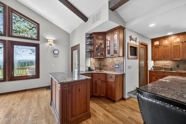 $1,500,000 | 3555 East Fernan Hill Road, Coeur D'Alene, ID 83814