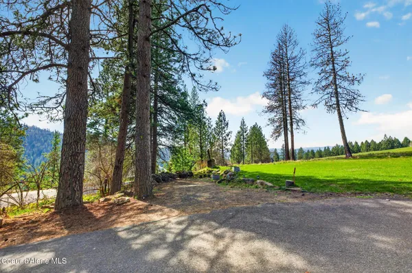 $1,500,000 | 3555 East Fernan Hill Road, Coeur D'Alene, ID 83814