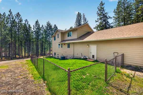 $1,500,000 | 3555 East Fernan Hill Road, Coeur D'Alene, ID 83814