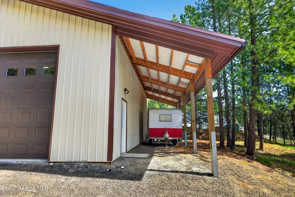 $1,500,000 | 3555 East Fernan Hill Road, Coeur D'Alene, ID 83814