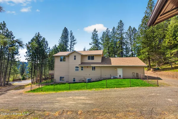 $1,500,000 | 3555 East Fernan Hill Road, Coeur D'Alene, ID 83814