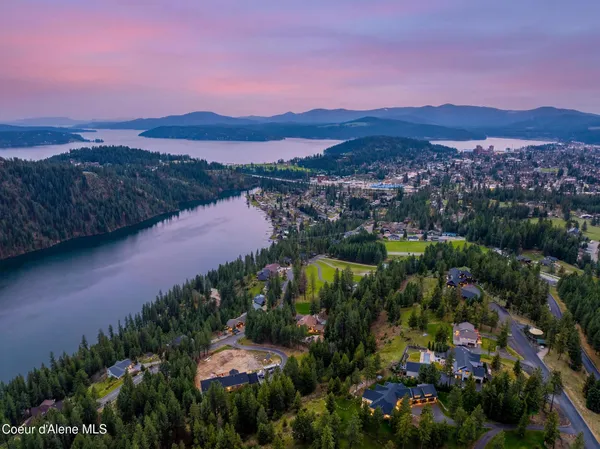$1,500,000 | 3555 East Fernan Hill Road, Coeur D'Alene, ID 83814
