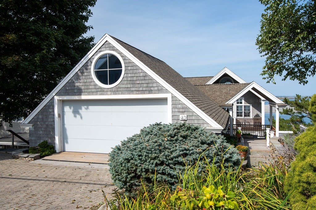 42 North Ridge Road Ipswich, MA 01938 - Photo 1 of 23