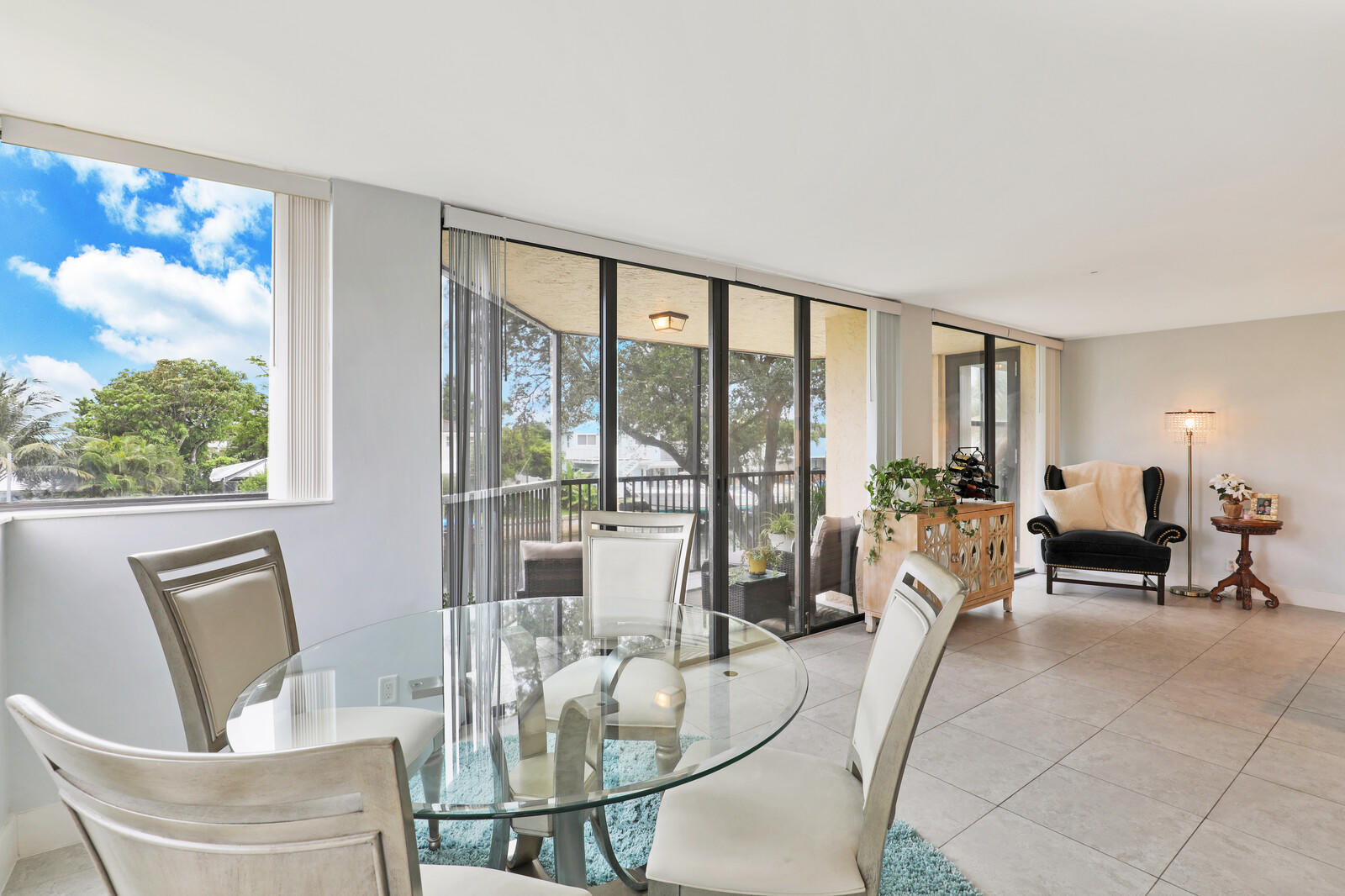 800 Jeffery Street, Unit 201 Boca Raton, FL 33487 - Photo 13 of 50 Main Living Area