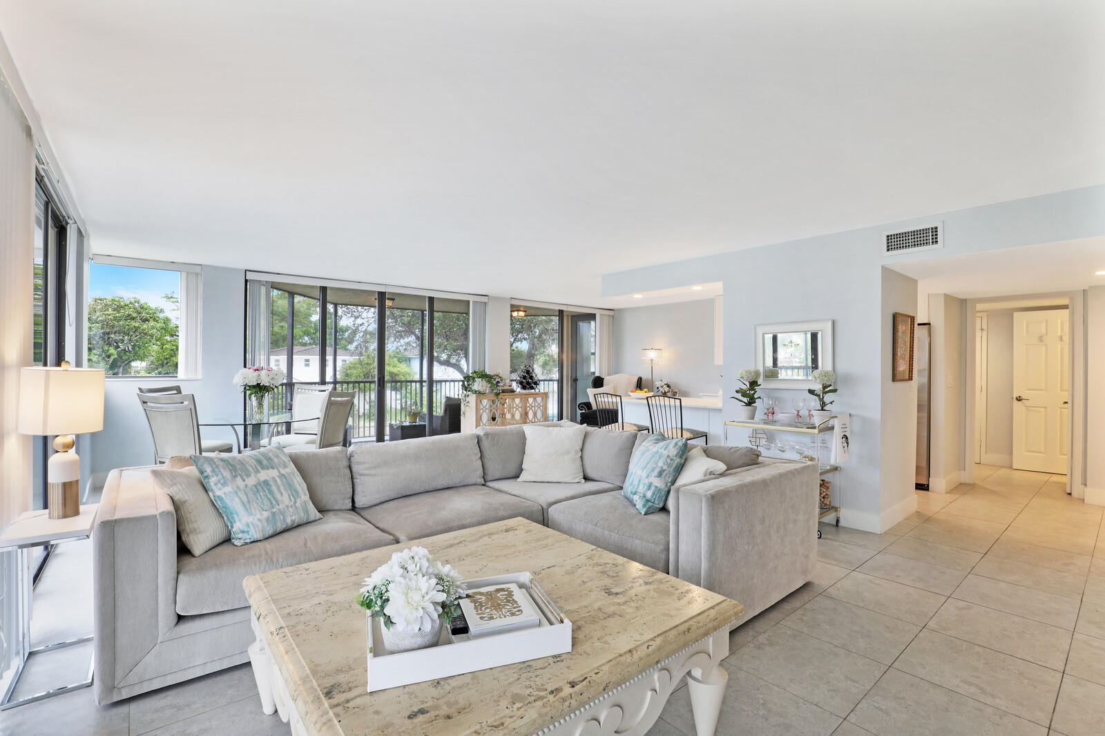 800 Jeffery Street, Unit 201 Boca Raton, FL 33487 - Photo 17 of 50 Main Living Area