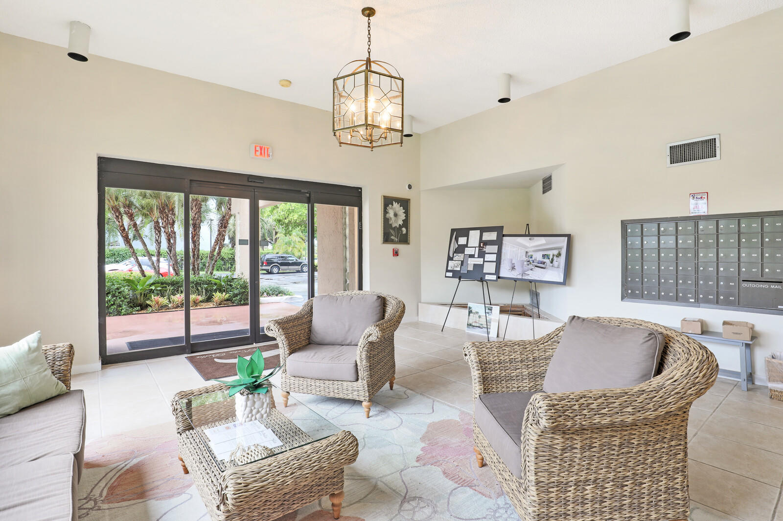 800 Jeffery Street, Unit 201 Boca Raton, FL 33487 - Photo 42 of 50 Current Lobby