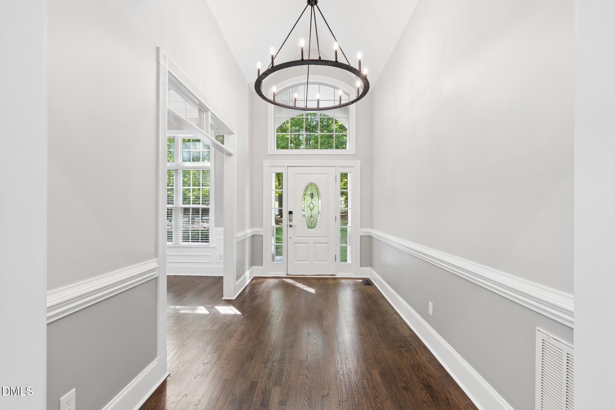 1208 Laneridge Court Raleigh, NC 27603 - Photo 7 of 59 DSC05003