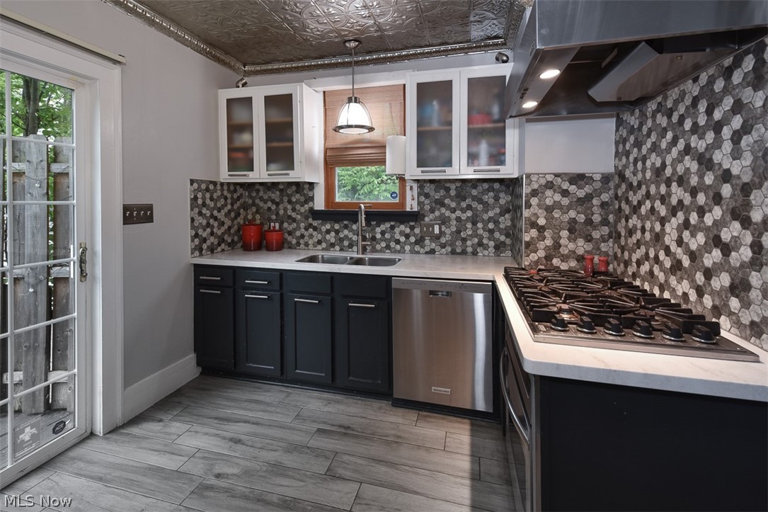 2378 Queenston Road Cleveland, OH 44118 - Photo 9 of 35 Gallery Image 9