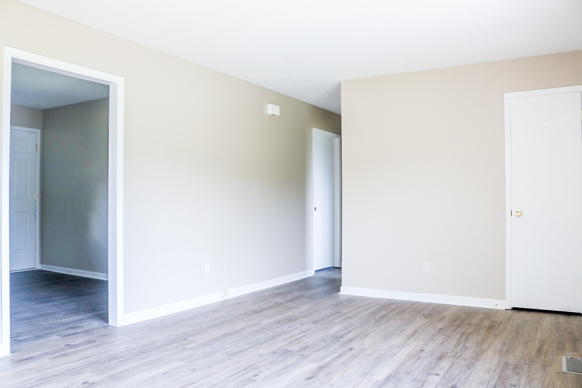 1159 Oak Grove Road Bean Station, TN 37708 - Photo 4 of 19 Gallery Image 4