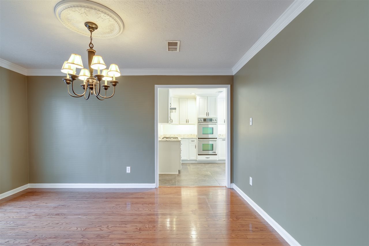420 Meadvale Road Memphis, TN 38120 - Photo 8 of 25