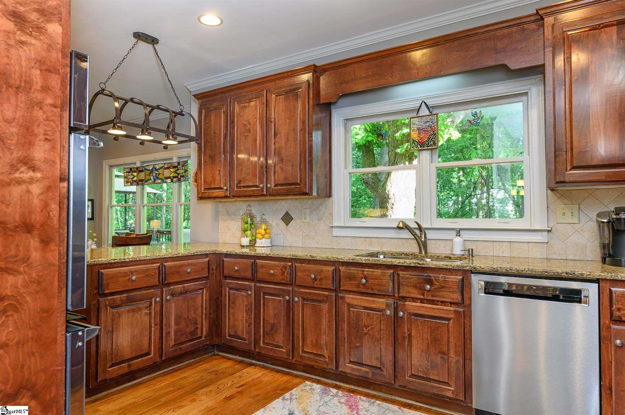 105 Deer Spring Lane Simpsonville, SC 29680 - Photo 11 of 36 Gallery Image 11