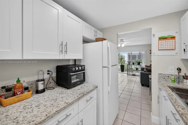 $129,000 | 2261 Northeast 67th Street, Unit 1806, Fort Lauderdale, FL 33308