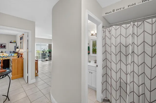 $129,000 | 2261 Northeast 67th Street, Unit 1806, Fort Lauderdale, FL 33308