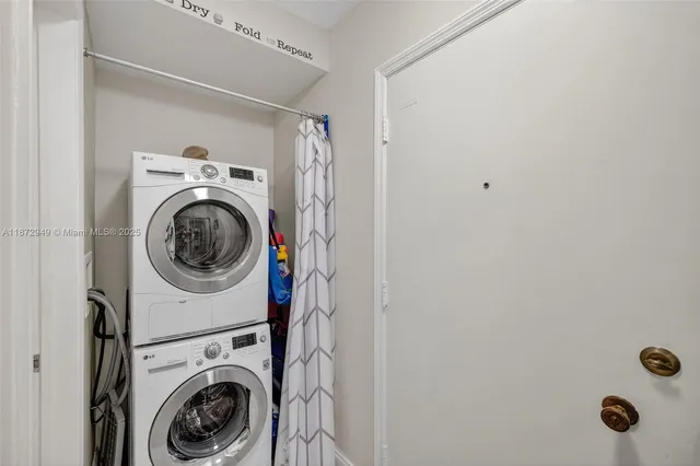 $129,000 | 2261 Northeast 67th Street, Unit 1806, Fort Lauderdale, FL 33308