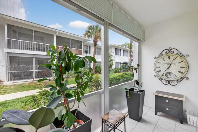 $129,000 | 2261 Northeast 67th Street, Unit 1806, Fort Lauderdale, FL 33308