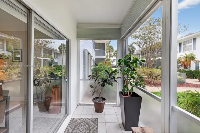 $129,000 | 2261 Northeast 67th Street, Unit 1806, Fort Lauderdale, FL 33308