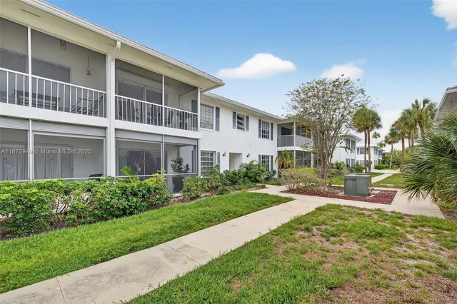 $129,000 | 2261 Northeast 67th Street, Unit 1806, Fort Lauderdale, FL 33308