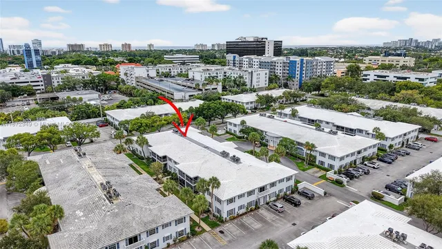 $129,000 | 2261 Northeast 67th Street, Unit 1806, Fort Lauderdale, FL 33308