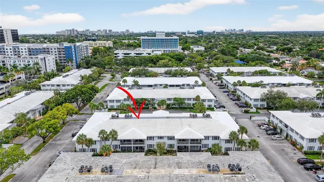 $129,000 | 2261 Northeast 67th Street, Unit 1806, Fort Lauderdale, FL 33308
