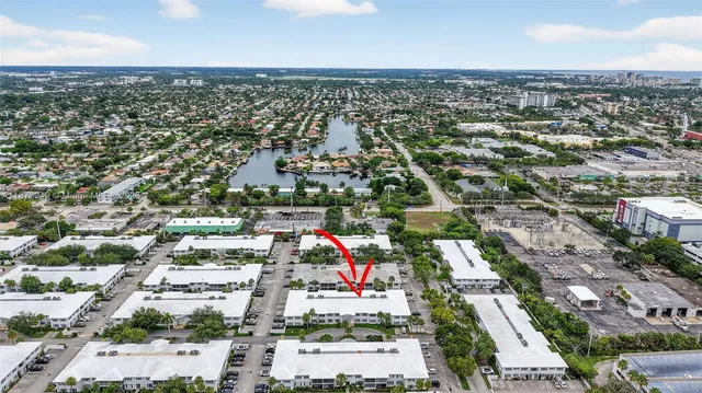 $129,000 | 2261 Northeast 67th Street, Unit 1806, Fort Lauderdale, FL 33308