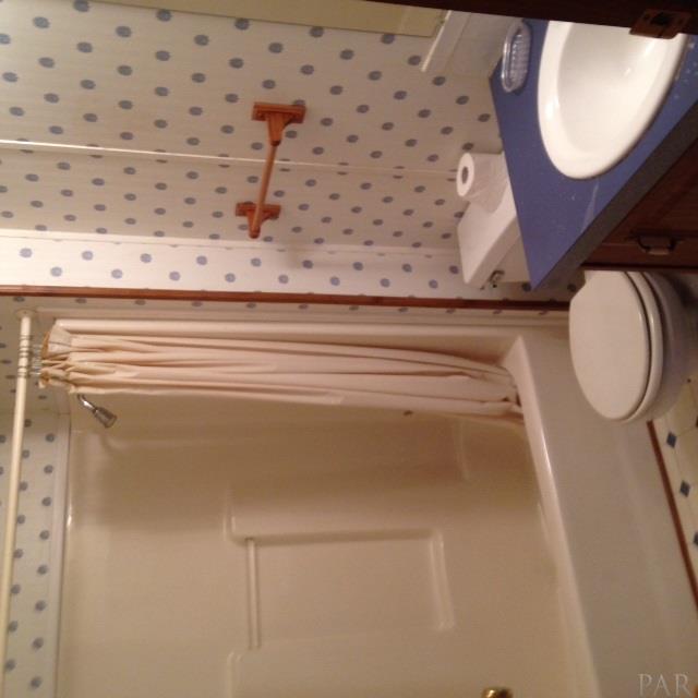 7962 Parker Road Milton, FL 32570 - Photo 9 of 10 Gallery Image 9