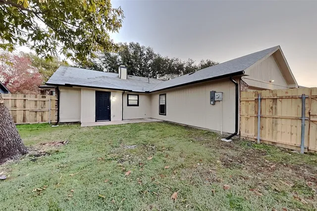 $1,925 | 6607 Bluebonnet Drive, Rowlett, TX 75089