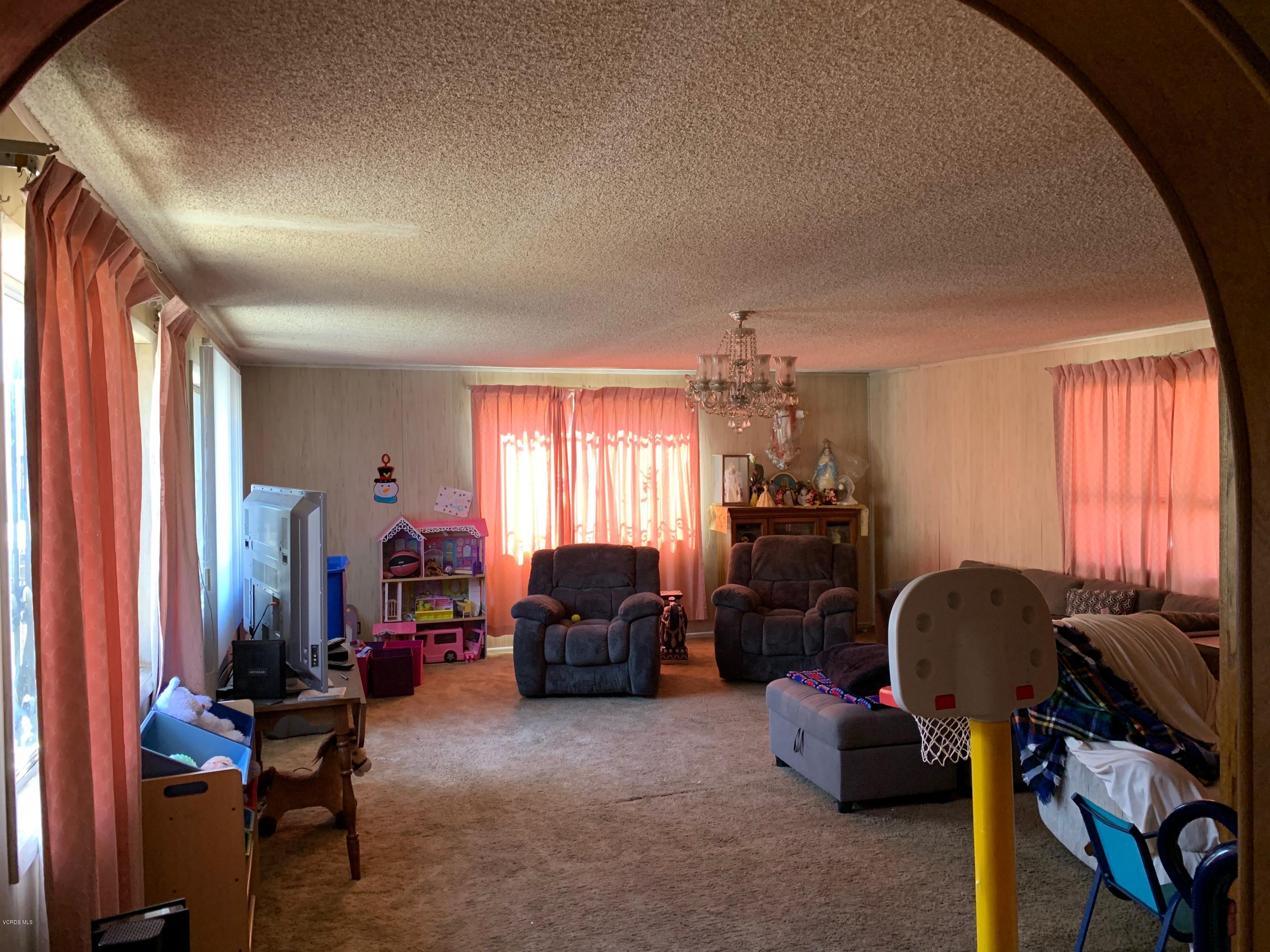 3100 Merced Place Oxnard, CA 93033 - Photo 11 of 49 file5-6