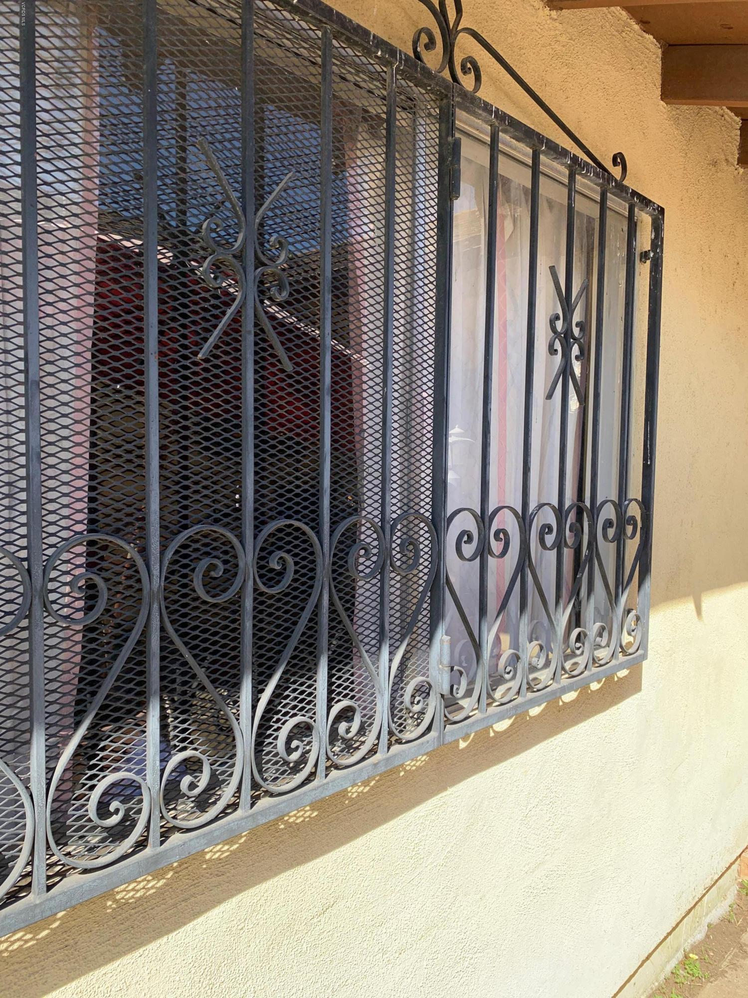 3100 Merced Place Oxnard, CA 93033 - Photo 3 of 49 file7-5
