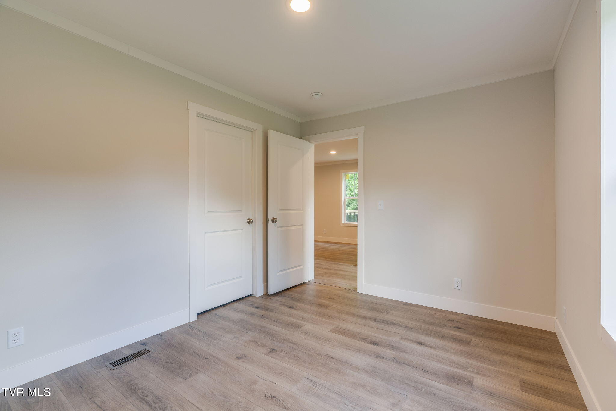 876 Bell Ridge Road Kingsport, TN 37660 - Photo 25 of 30 025
