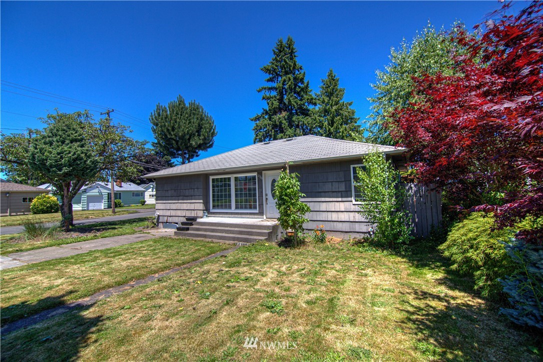 2786 Maple Street Longview, WA 98632 - Photo 4 of 32 Gallery Image 4