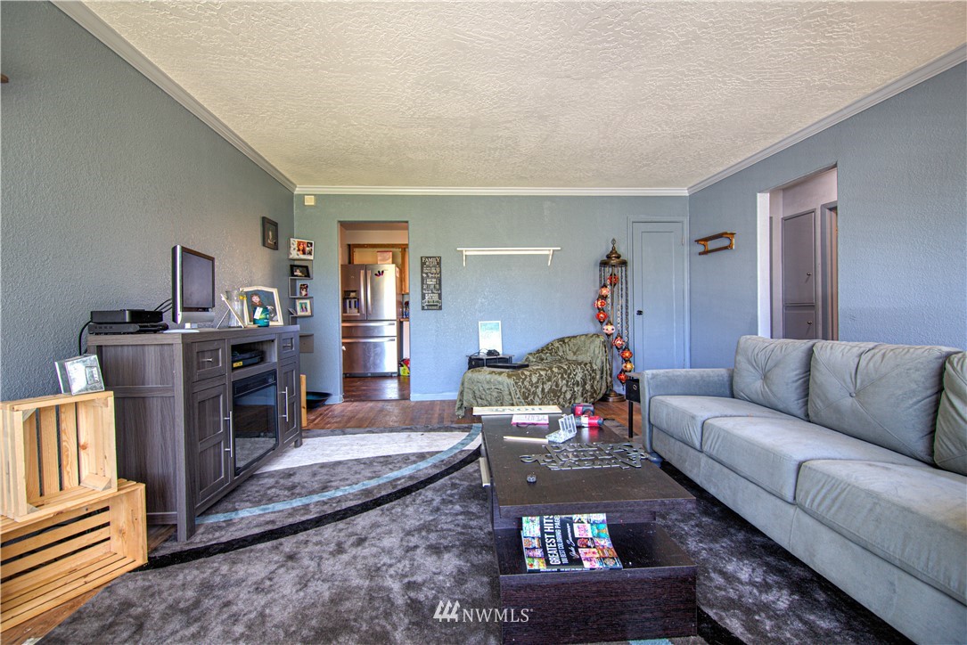 2786 Maple Street Longview, WA 98632 - Photo 8 of 32 Gallery Image 8