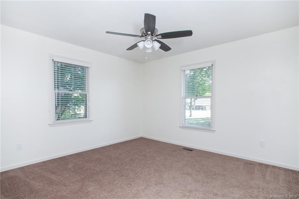 8270 Graham Road Denver, NC 28037 - Photo 14 of 29 Gallery Image 14