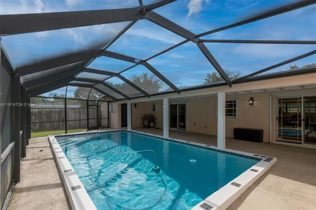 $1,025,000 | 13901 Southwest 78th Place, Palmetto Bay, FL 33158